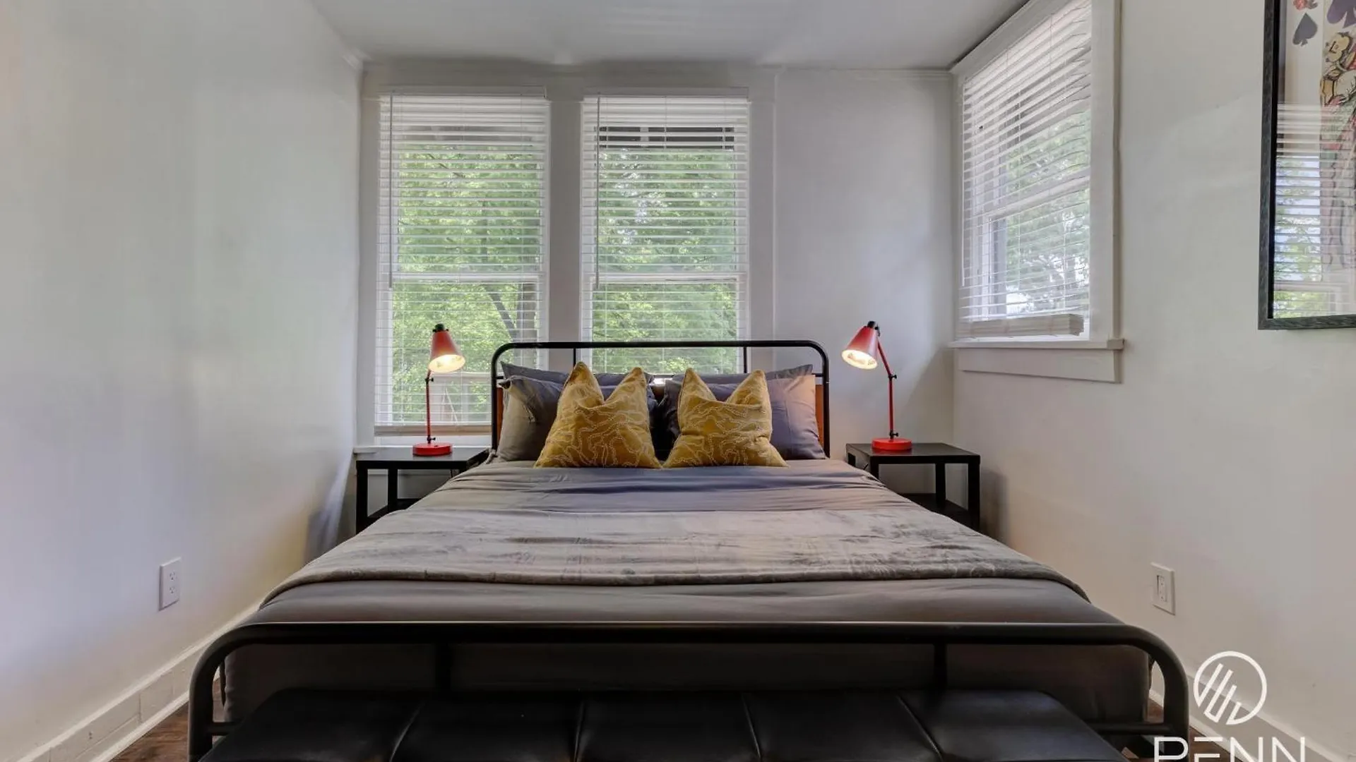 Central, Bright & Modern In Cooper Young Memphis