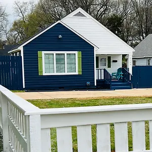 Holiday home Tiger's Place Near U Of M, Memphis