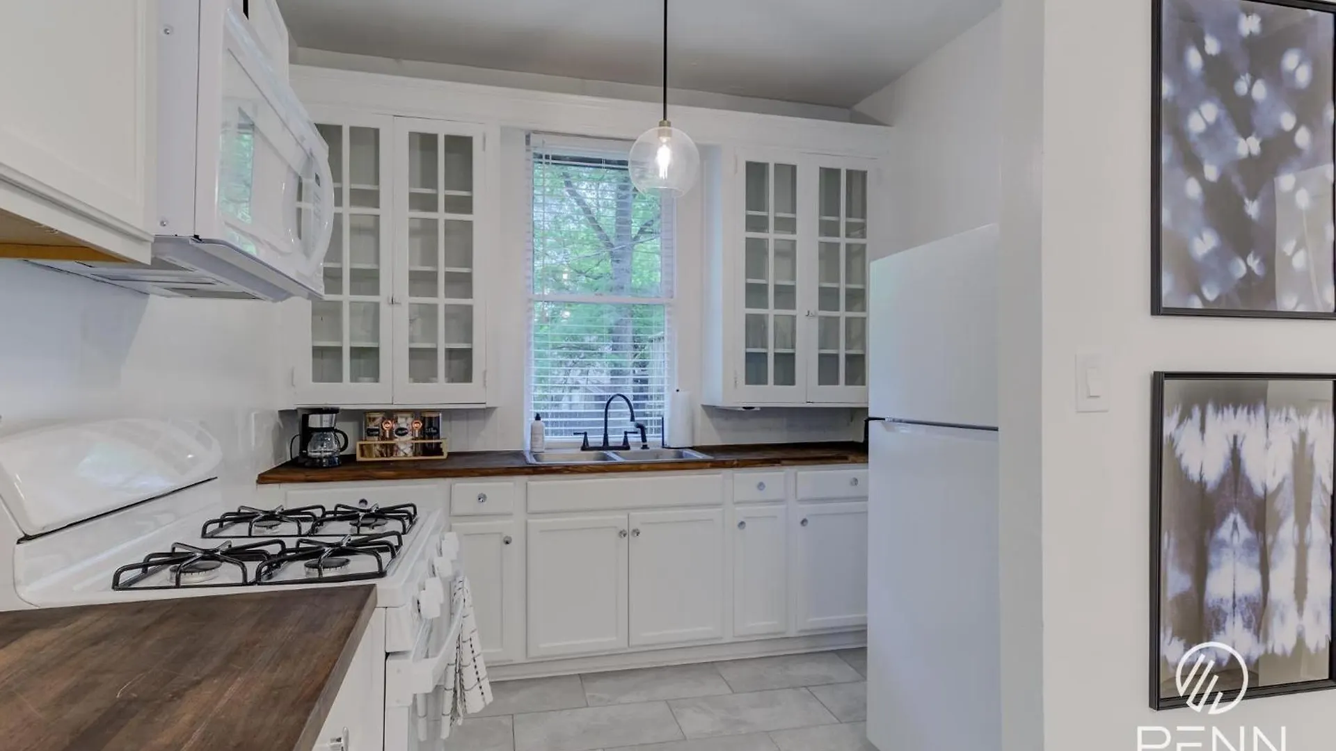 ממפיס Central, Bright & Modern In Cooper Young 0*,  ארצות הברית