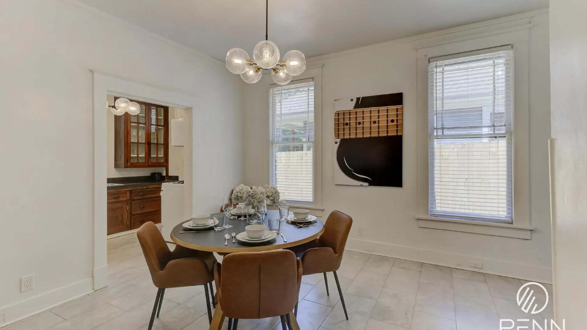 בית נופש ממפיס Central, Bright & Modern In Cooper Young