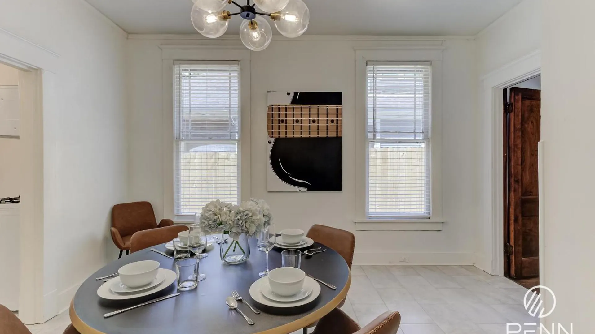 בית נופש ממפיס Central, Bright & Modern In Cooper Young